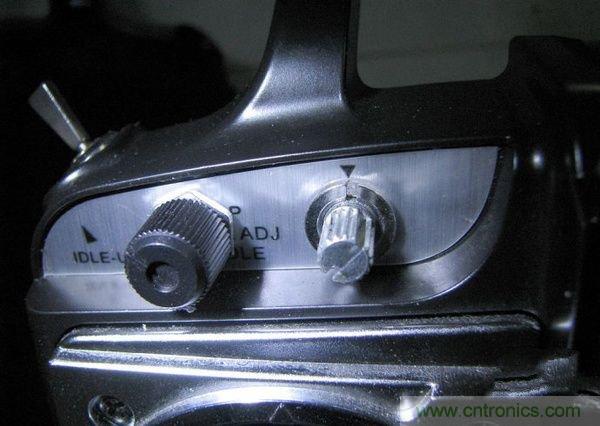 無人機 DIY 製作全過程，酷得不要不要的！