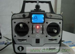 無人機 DIY 製作全過程，酷得不要不要的！