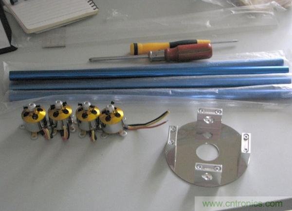 無人機 DIY 製作全過程，酷得不要不要的！