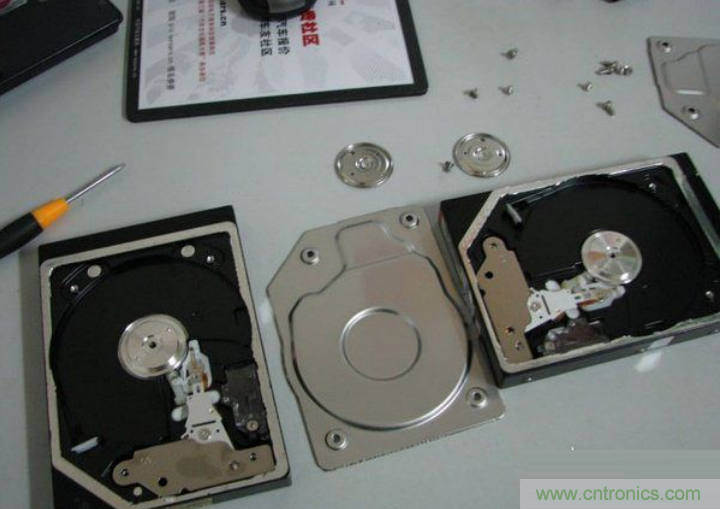 無人機 DIY 製作全過程，酷得不要不要的！