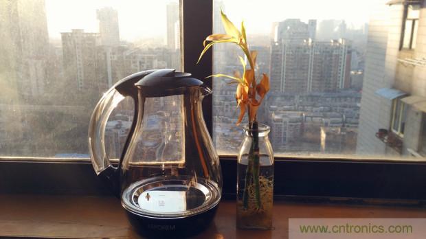 新的智能養生之道，從一個易叮雲智能水壺開始