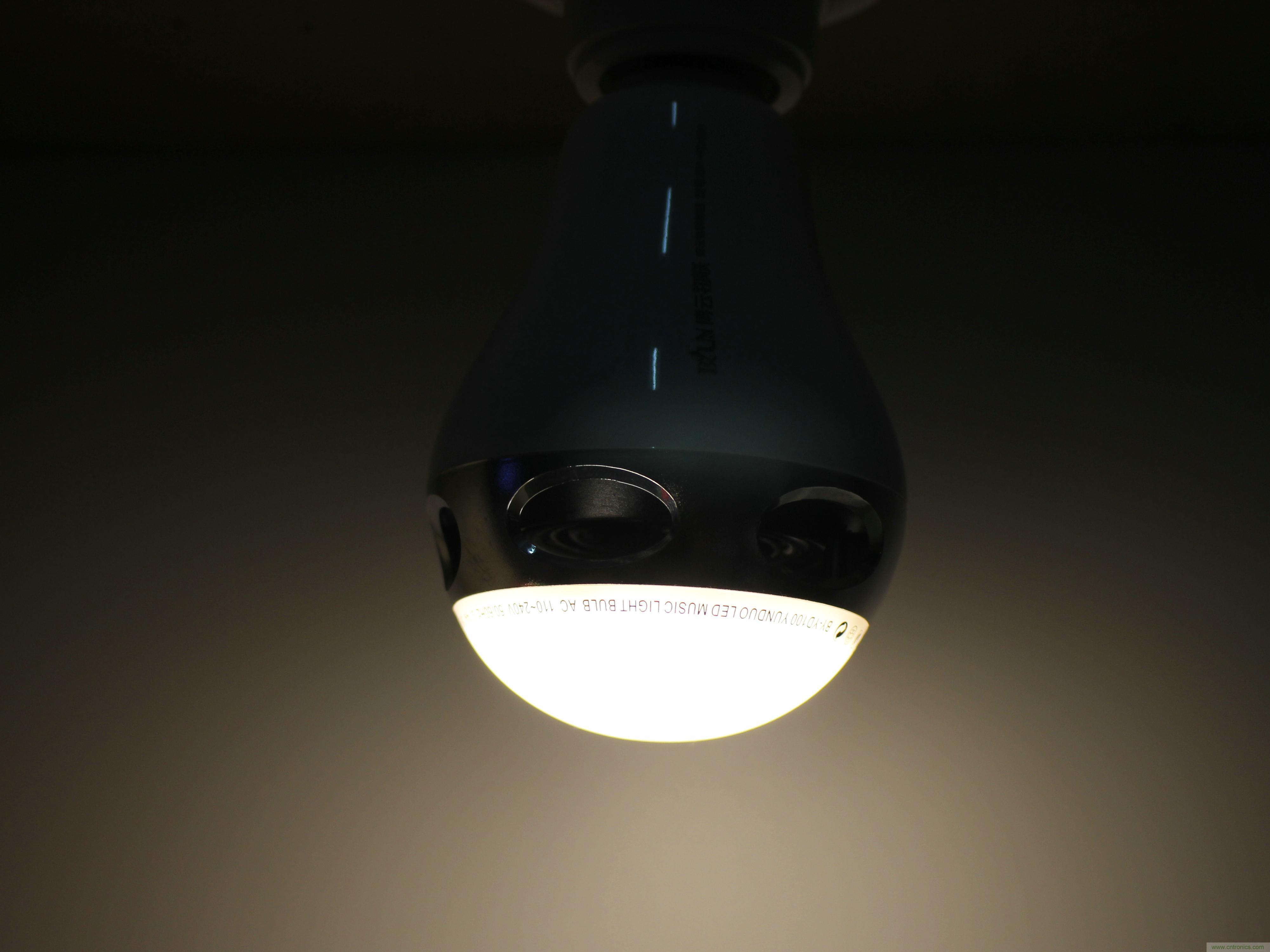 一款會講故事的燈泡，溫馨浪漫有格調