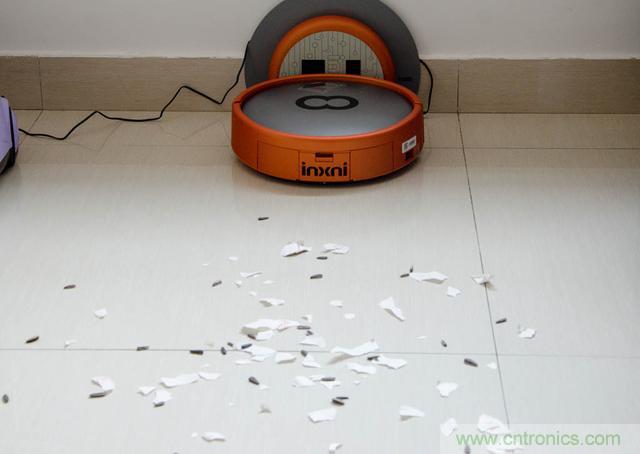 智能導航掃地機器人，以內更靠譜！