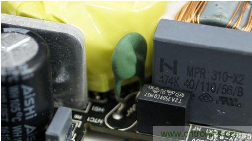 69元小米4口USB充電器詳細拆解，看完你也能DIY一個