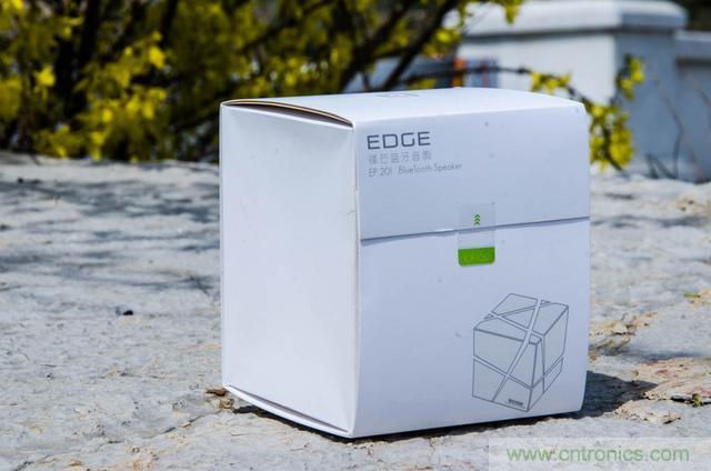 洛斐創意藍牙音箱，光與建築點綴生活