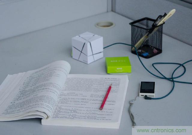 洛斐創意藍牙音箱，光與建築點綴生活