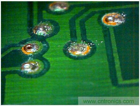 (多圖) 圖文並茂：在家製作高質量雙麵PCB板