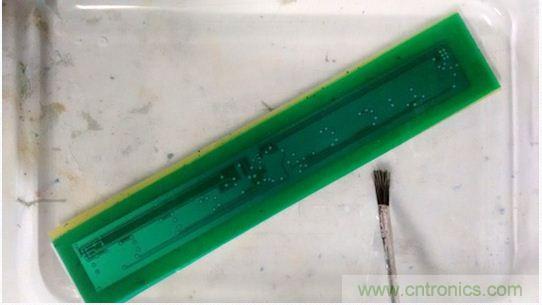 (多圖) 圖文並茂：在家製作高質量雙麵PCB板