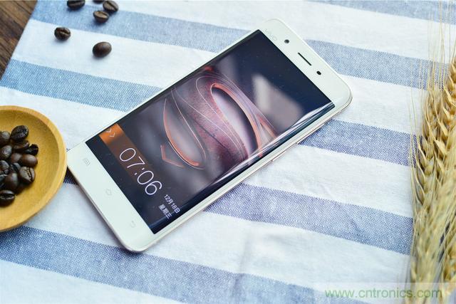 國產手機新標杆-vivo Xplay5全麵測評