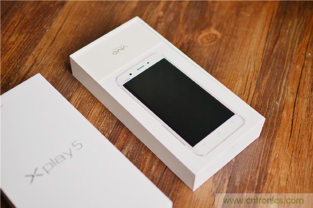 國產手機新標杆-vivo Xplay5全麵測評