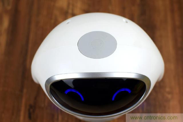 &ldquo;爸爸再不陪我，我就長大了&rdquo;&mdash;&mdash;小騰機器人