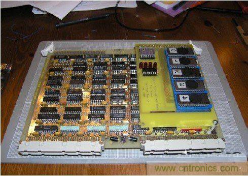 世界超強完美DIY 電子奇才五年全手工製作CPU