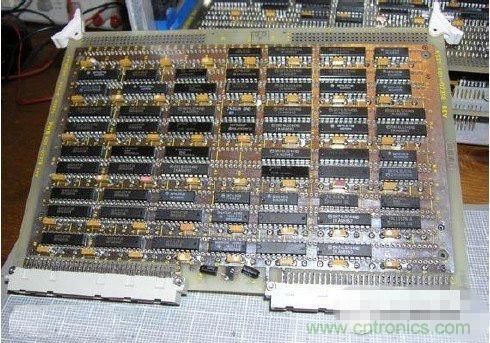 世界超強完美DIY 電子奇才五年全手工製作CPU