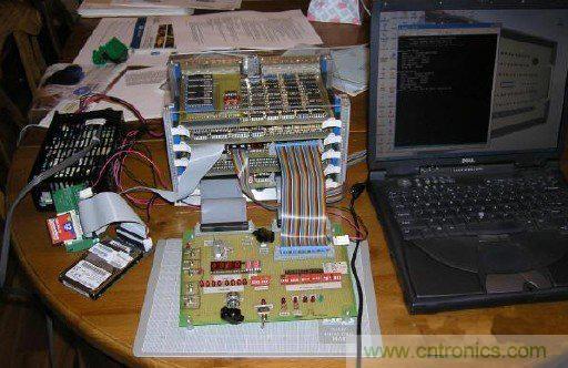 世界超強完美DIY 電子奇才五年全手工製作CPU