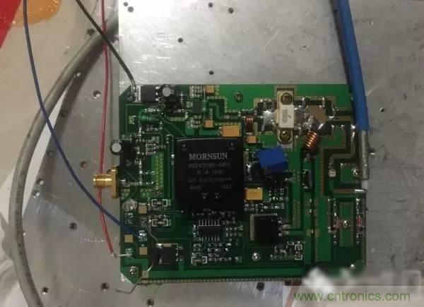 想看大牛是如何DIY射頻功放的嗎？