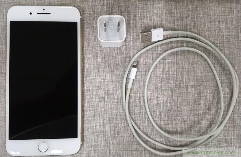 &ldquo;瘋7&rdquo;手機充電實測：為何沿用傳統充電模式？