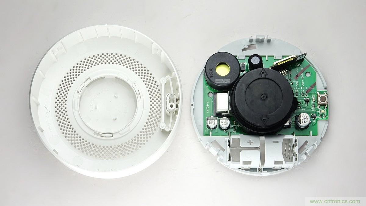 小米煙霧報警器拆解：一顆電池可用五年是如何做到的？