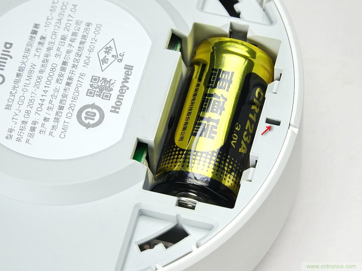 小米煙霧報警器拆解：一顆電池可用五年是如何做到的？