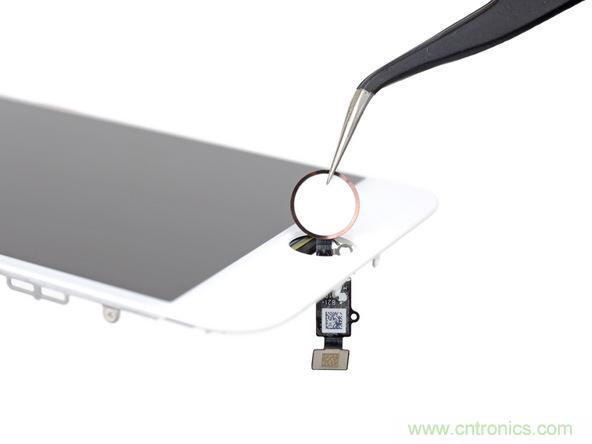 iPhone 8首拆：無線充電版本的iPhone 7？