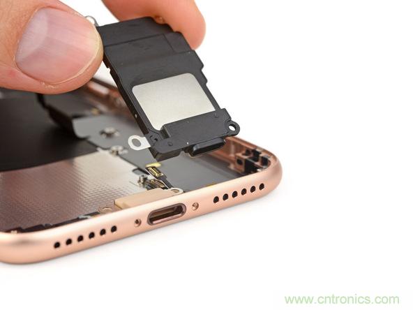 iPhone 8首拆：無線充電版本的iPhone 7？