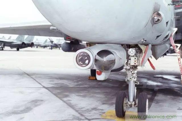 紅外傳感器工作原理、種類、特點以及應用詳解