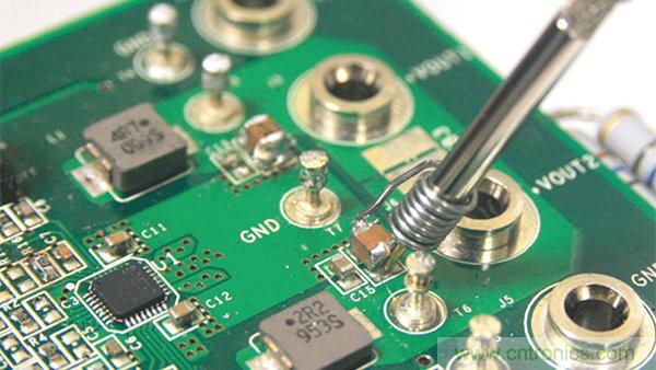 了解開關調節器的輸出，加快電源設計