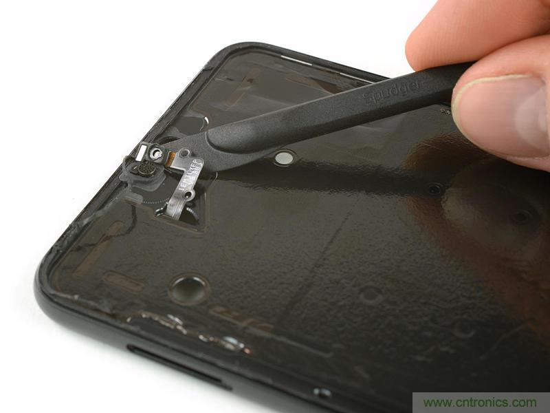 拆解華為P20 Pro：後置三攝都有硬件級光學防抖