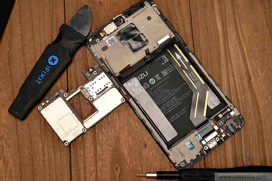 拆解魅族15 Plus：玩轉了新概念，但其工藝究竟如何？