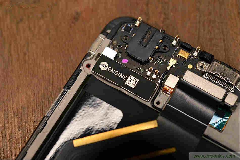 拆解魅族15 Plus：玩轉了新概念，但其工藝究竟如何？