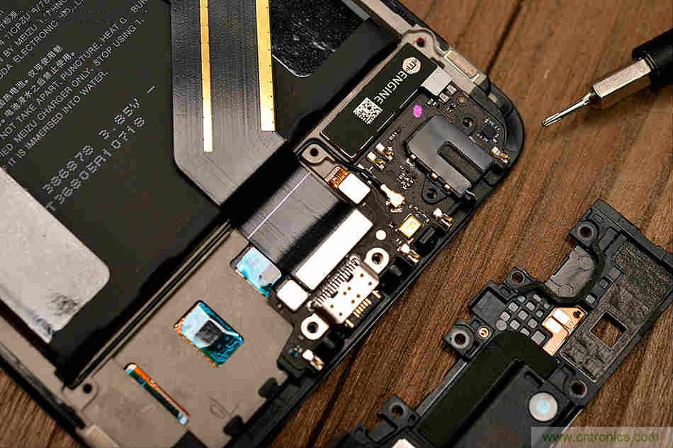 拆解魅族15 Plus：玩轉了新概念，但其工藝究竟如何？