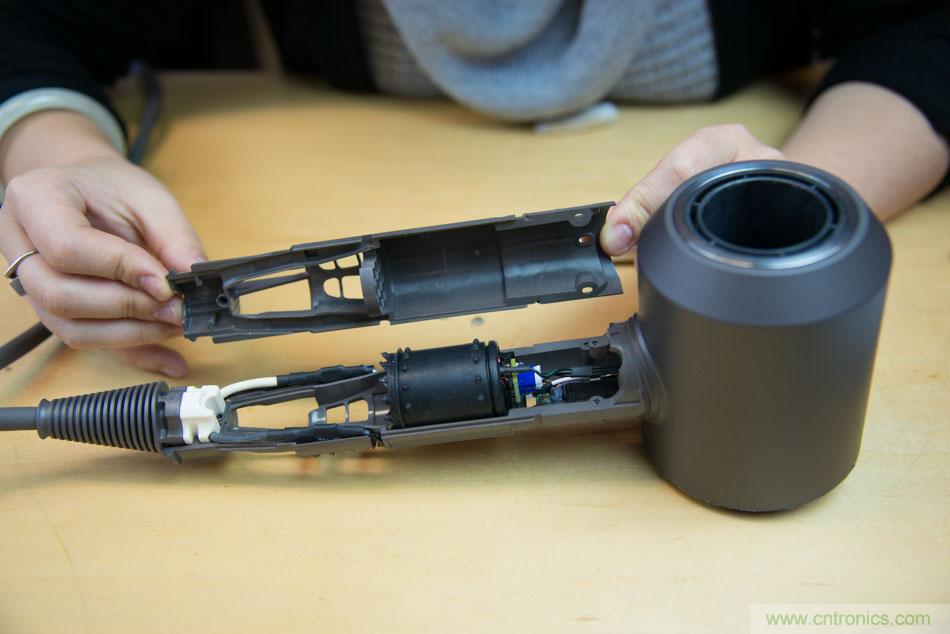 拆解戴森吹風機：近三千元的價格貴在哪？