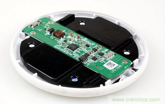 拆解對比：係出同門，小米、紫米無線充電器的差別有多大？