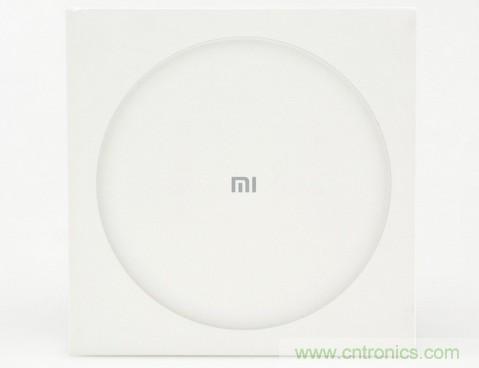 拆解對比：係出同門，小米、紫米無線充電器的差別有多大？