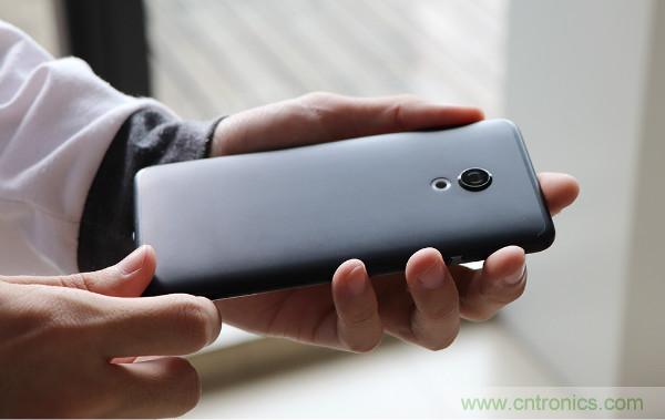 魅族M15拆解：做工精致，壓感Home鍵采用中國芯