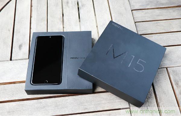 魅族M15拆解：做工精致，壓感Home鍵采用中國芯