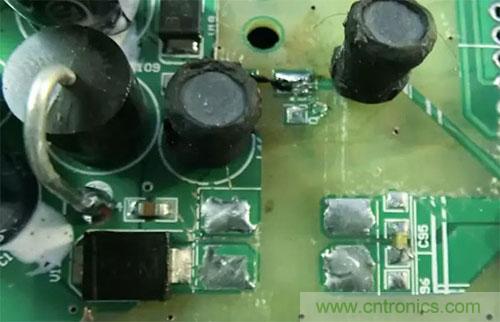 如何通過PCB布局設計來解決EMC問題？