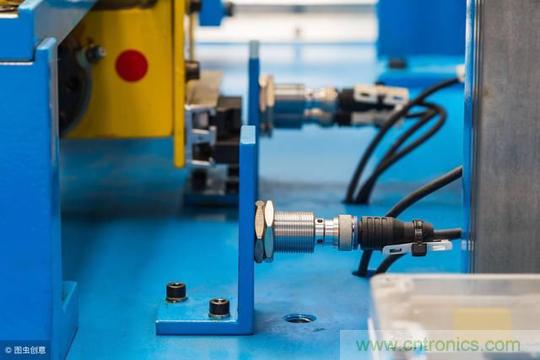 感應電容超聲波，你都知道這些傳感器多大區別嗎？