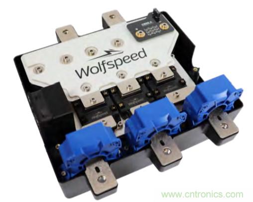 新型SiC功率模塊以之Si IGBT，在更小的封裝內提供更高的功率密度