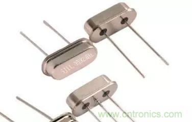 單片機最小係統解析(電源、晶振和複位電路)