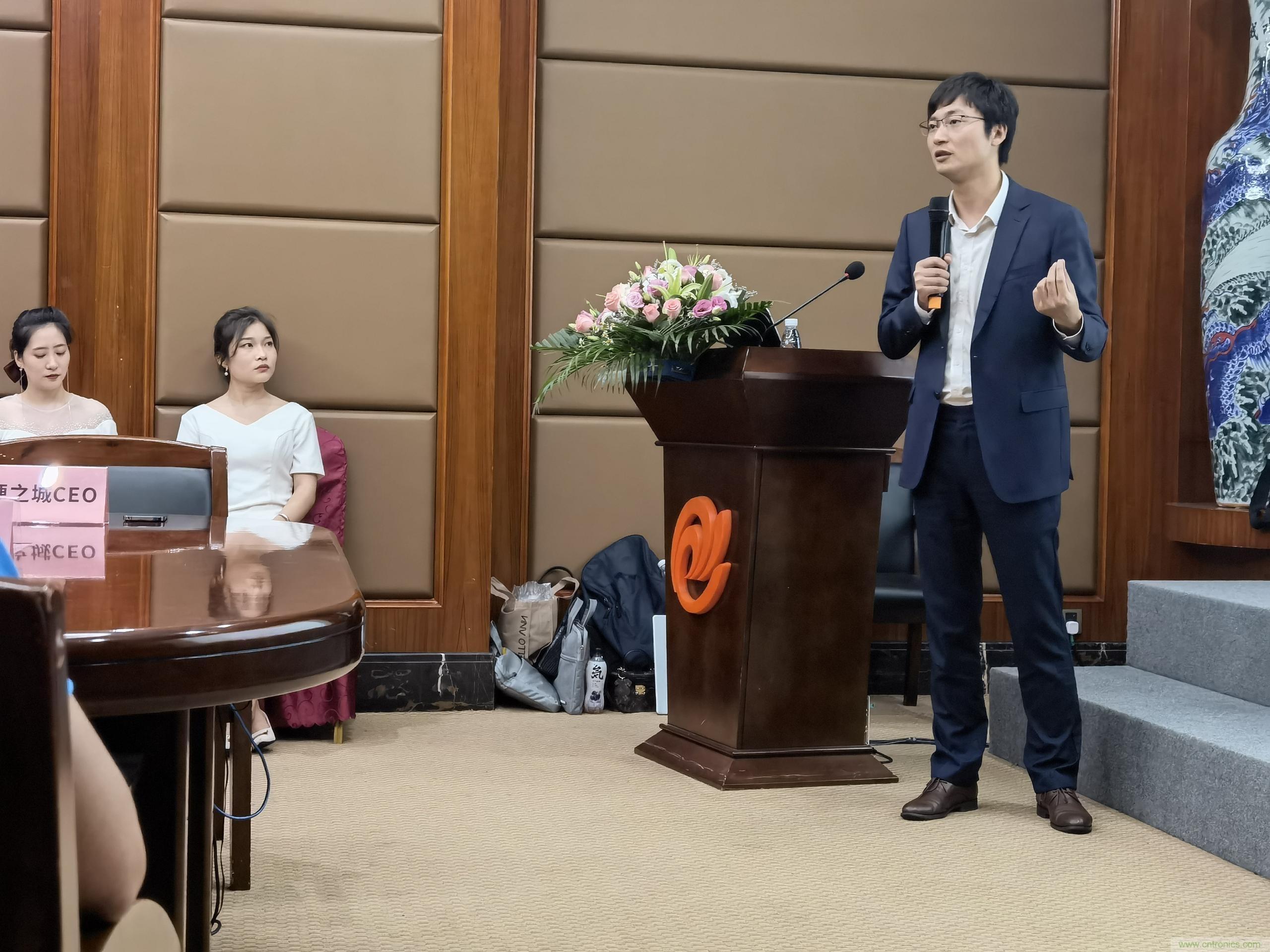 硬之城品牌&middot;業務升級，聯合多家銀行助力產業發展