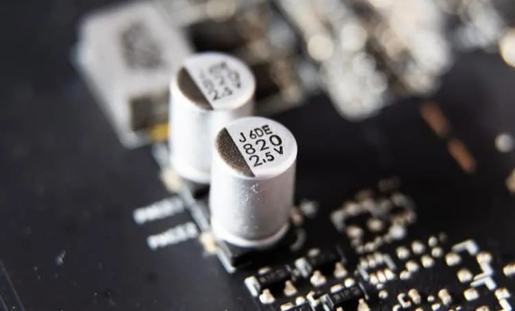 如何確定目標阻抗以實現電源完整性？