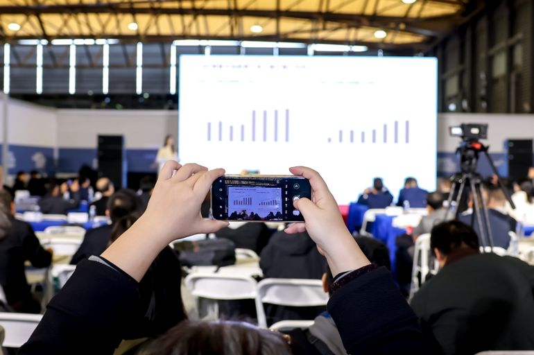 2025中國IC獨角獸論壇滬上啟幕，賦能半導體產業新未來