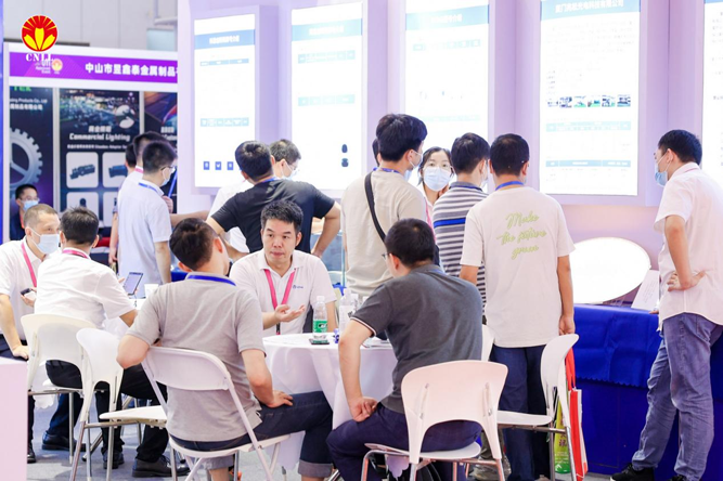 沉浸式體驗官招募中 ，2023寧波照明展觀展福利大放送！